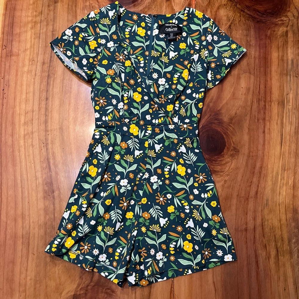 ModCloth X Collectif Floral Meadow Green Romper Small 2 XS Stretch Yellow KK23